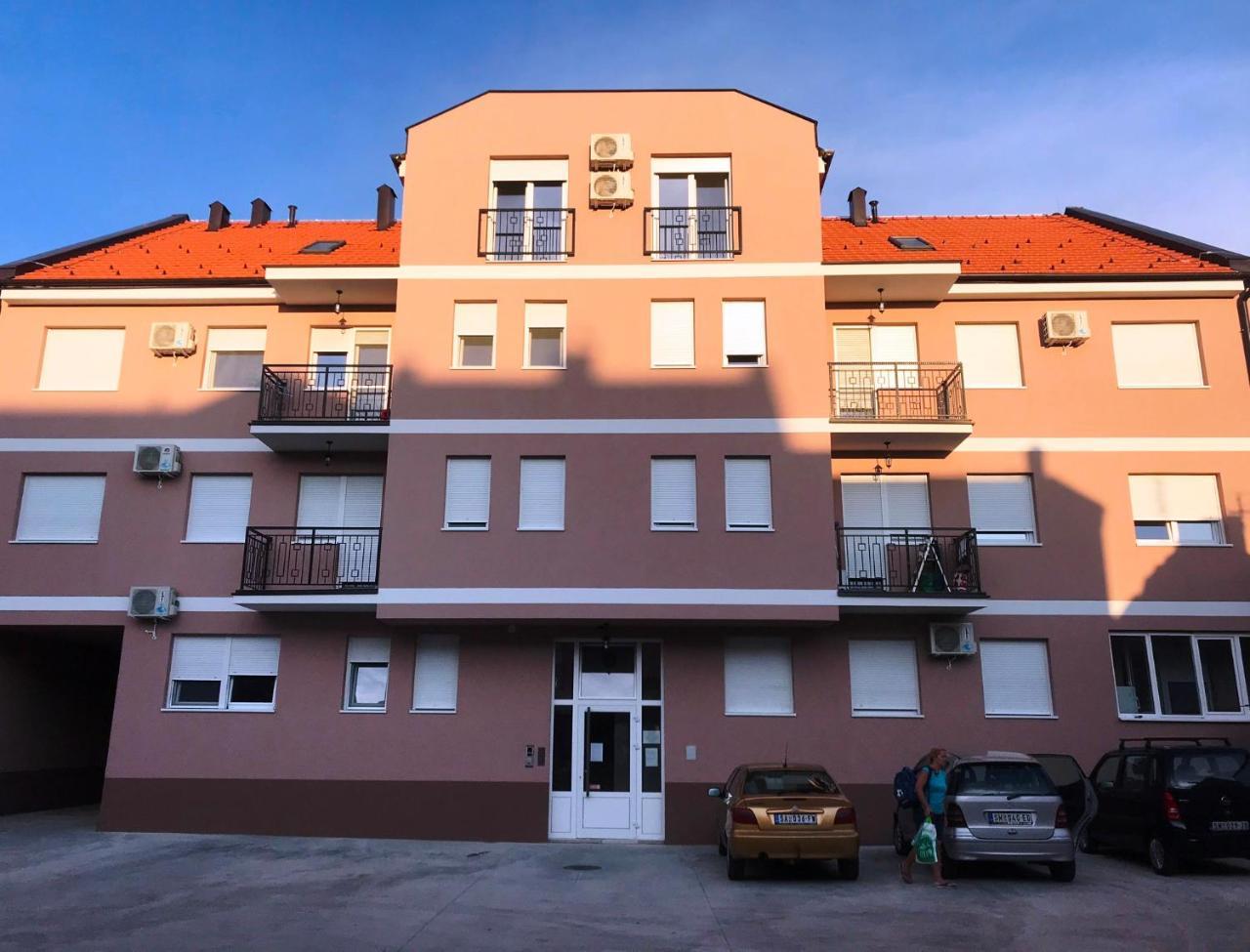 Apartman 1 Apartman Szávaszentdemeter Kültér fotó